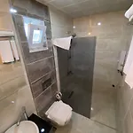 Appart hôtel Arya Kundu