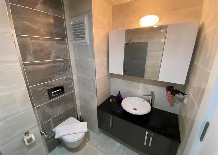 Arya Kundu Antalya