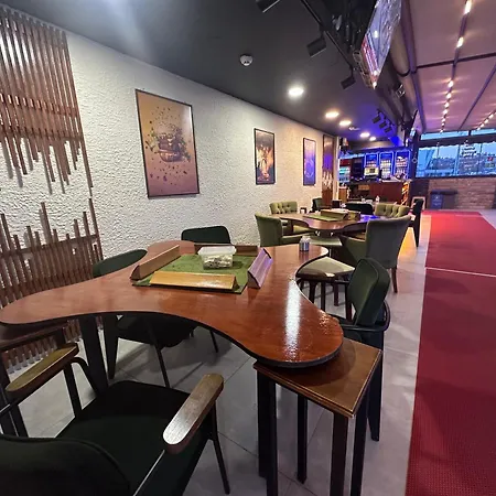Arya Kundu Aparthotel