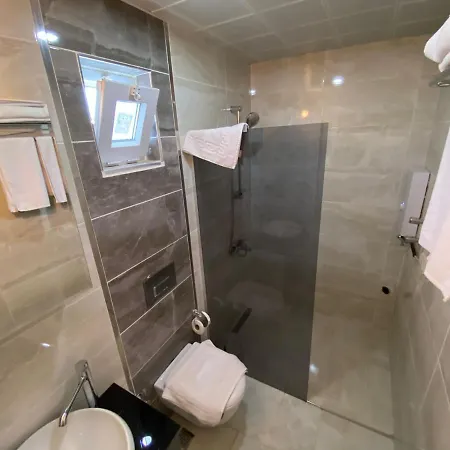 Aparthotel Arya Kundu